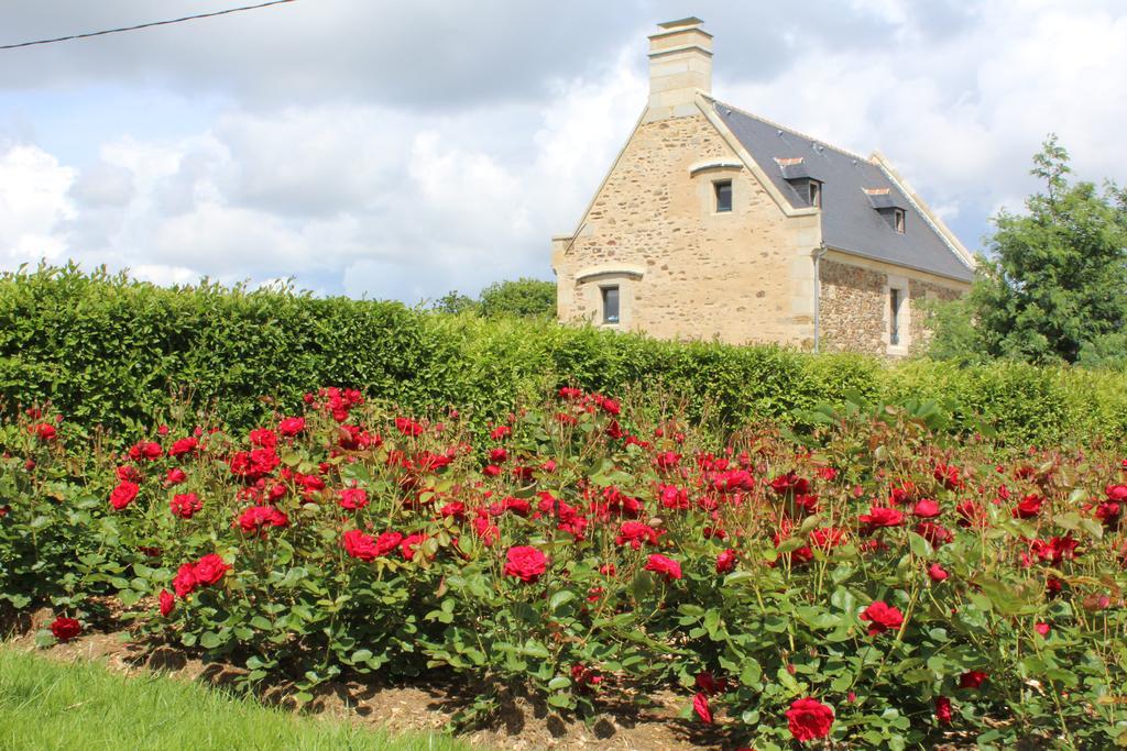 B&B Manoir Du Clos Clin Pleurtuit Exterior foto